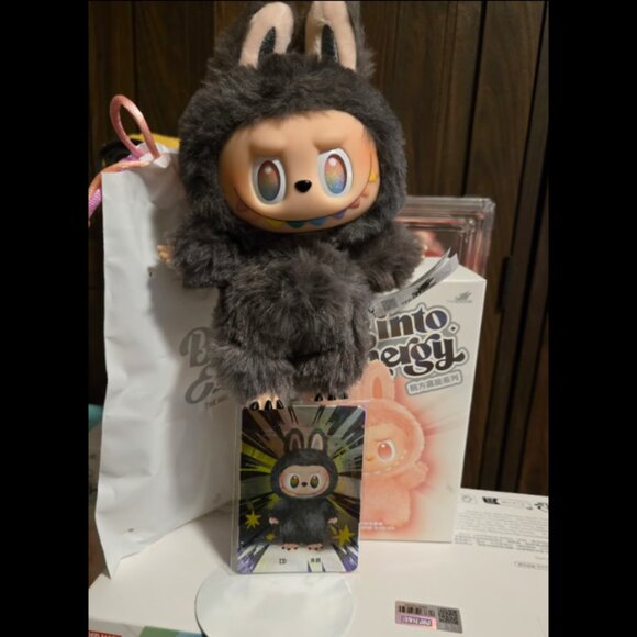 Big into energy secret labubu - Picture 4 of 11